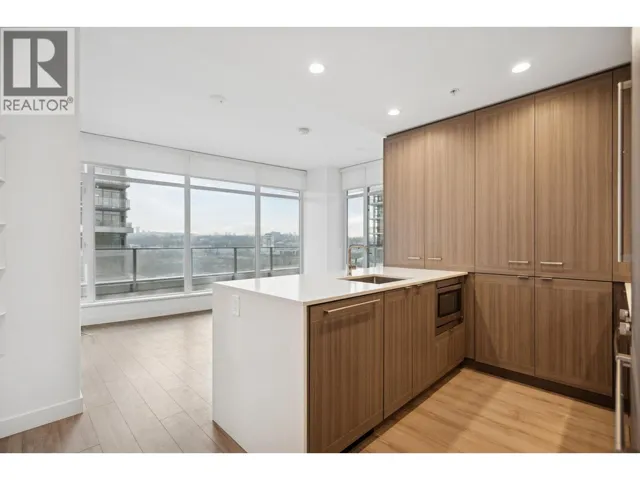 1301 2311 BETA AVENUE, Burnaby, British Columbia V5C5M8