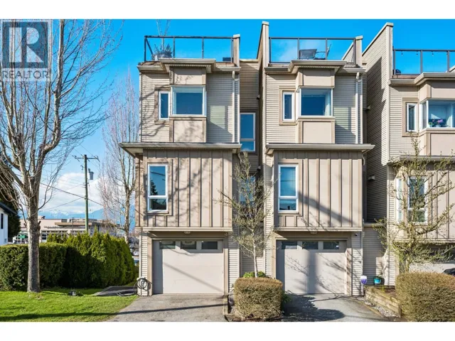 18 3788 LAUREL STREET, Burnaby, British Columbia V5G1M7