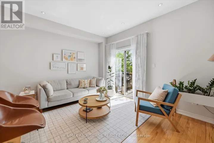 678 ROWLEY COMMON, Burlington (Appleby), Ontario L7L0A5