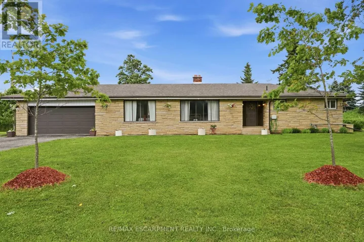 1408 EDGEWOOD ROAD, Hamilton, Ontario L8N2Z7