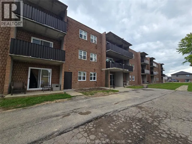 276 MERRITT AVENUE Unit# 108, Chatham, Ontario N7M3G1