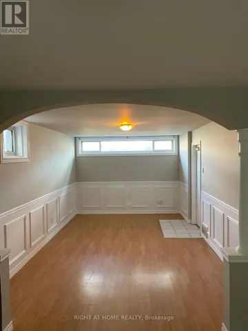630 CARTIER AVENUE, Oshawa (Vanier), Ontario L1J2E2