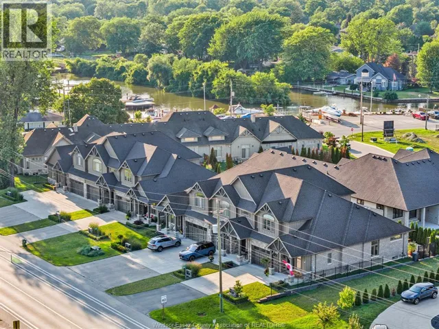240 OLD TECUMSEH ROAD, Lakeshore, Ontario N8N3S7