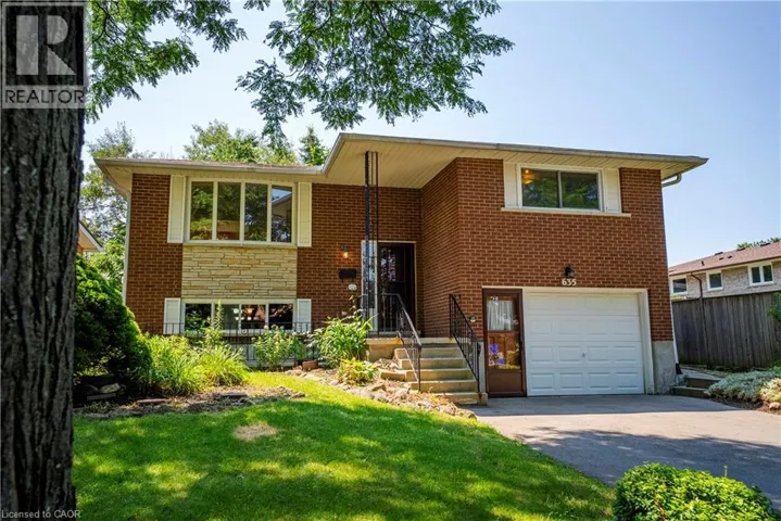 635 CEDARGROVE Place, Waterloo, Ontario N2L4Y8