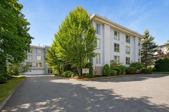 110 20350 54 AVENUE, Langley, British Columbia V3A8J4