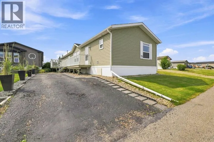 73, 15 Mackenzie Ranch Way, Lacombe, Alberta T4L0B4