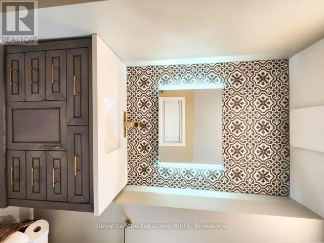 780