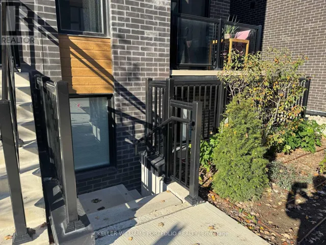 20 - 172 CLONMORE DRIVE, Toronto (Birchcliffe-Cliffside), Ontario M1N1Y1
