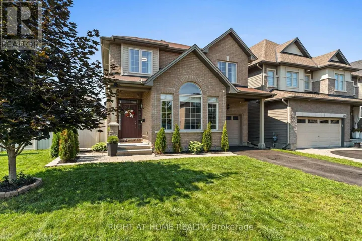 525 PEERLESS STREET, Ottawa, Ontario K2J5P9