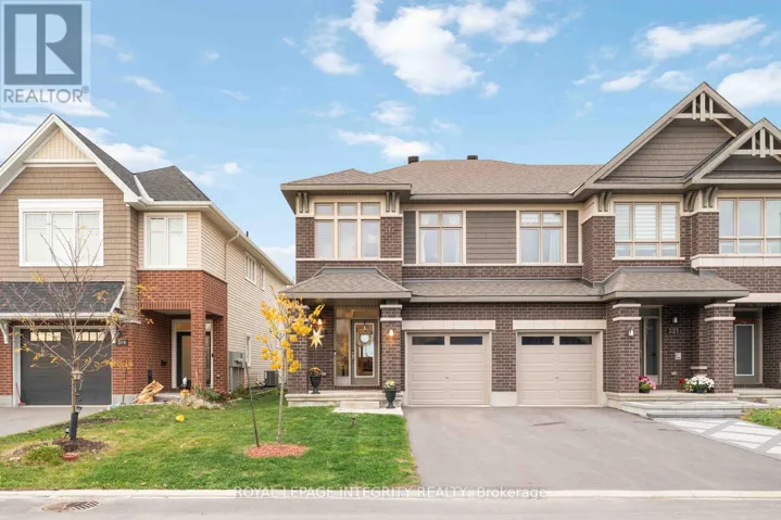 221 FINSBURY AVENUE, Ottawa, Ontario K2S2X9
