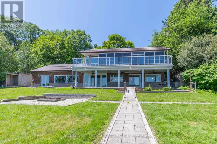 405 CHAMPLAIN ROAD, Penetanguishene, Ontario L9M1S3