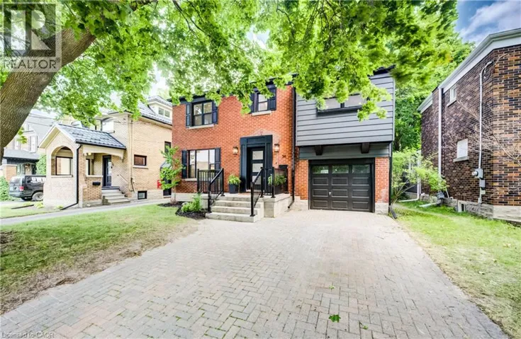 34 MOORE Avenue N, Waterloo, Ontario N2J3E5