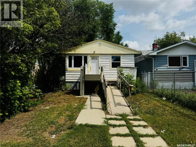 755 Cameron STREET, Regina, Saskatchewan S4T2S5