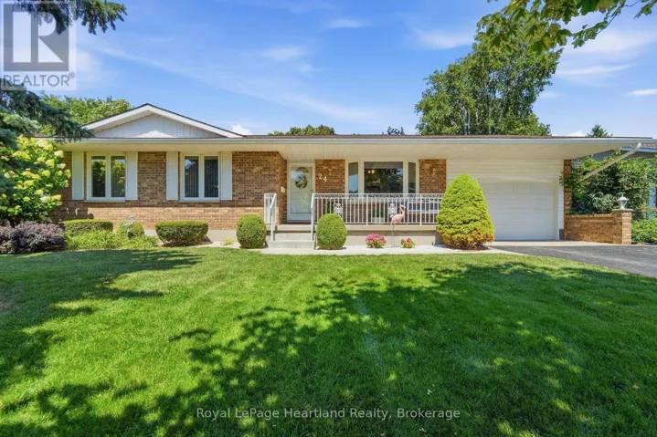 24 LEONARD DRIVE, Goderich (Goderich (Town)), Ontario N7A4K6
