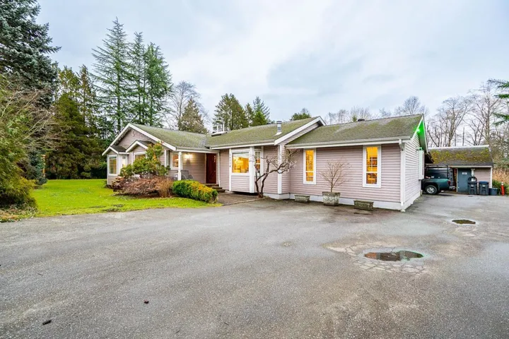 16114 20 AVENUE, Surrey, British Columbia V3Z9M8