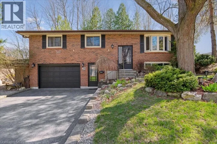 39 GORDON Street, Cambridge, Ontario N1S4K7