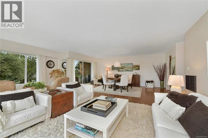 305 2930 Cook St, Victoria, British Columbia V8W3G3