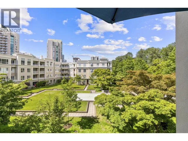 340 3098 GUILDFORD WAY, Coquitlam, British Columbia V3B7W8