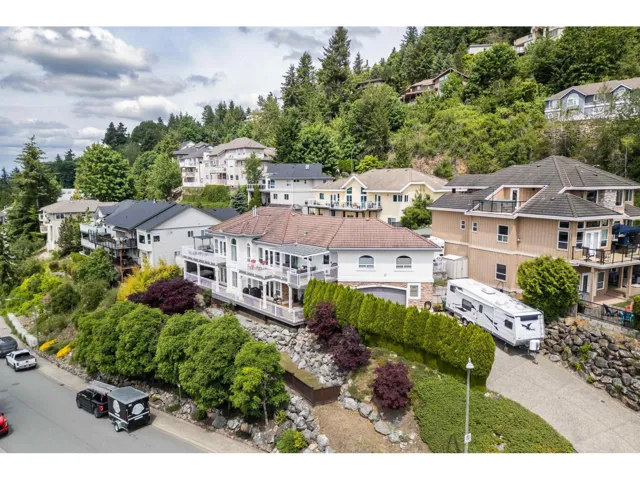 2764 ST MORITZ WAY, Abbotsford, British Columbia V3G1C3