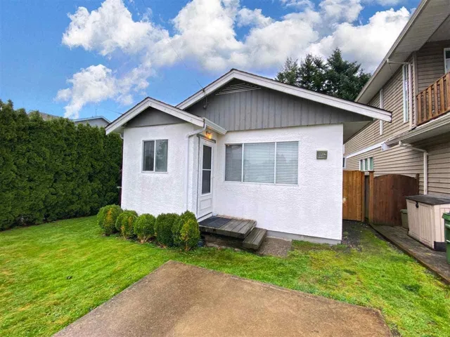 9446 MENZIES STREET, Chilliwack Proper East, Chilliwack, British Columbia V2P5Z4