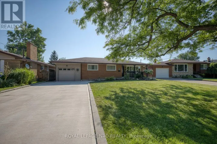 85 REGENT DRIVE, St. Catharines (Vine/Linwell), Ontario L2M3L9