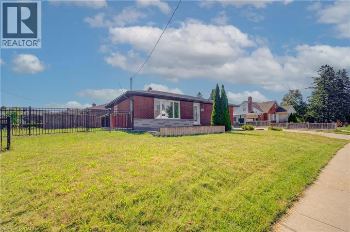 161 KIPLING Avenue, Kitchener, Ontario N2C2B8