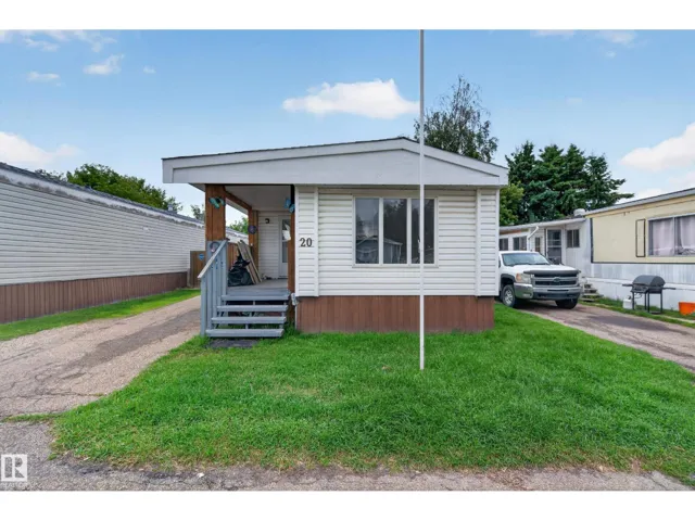 20 West View BV NW, Edmonton, Alberta T5S1T5