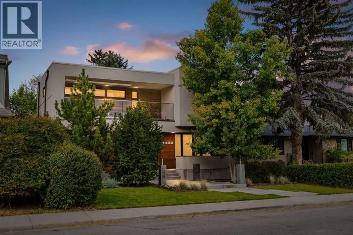 1822 12 Avenue NW, Calgary, Alberta T2N1J4
