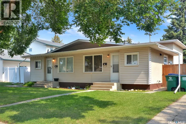 49-51 Carleton DRIVE, Saskatoon, Saskatchewan S7H3N9