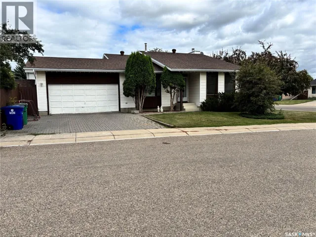 207 Nemeiben ROAD, Saskatoon, Saskatchewan S7J4S8