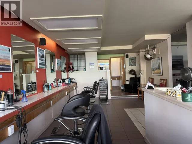 4384 W 10TH AVENUE, Vancouver, British Columbia V6R2H7