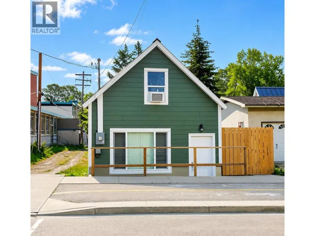 2342 Washington Street, Rossland, British Columbia V0G1Y0