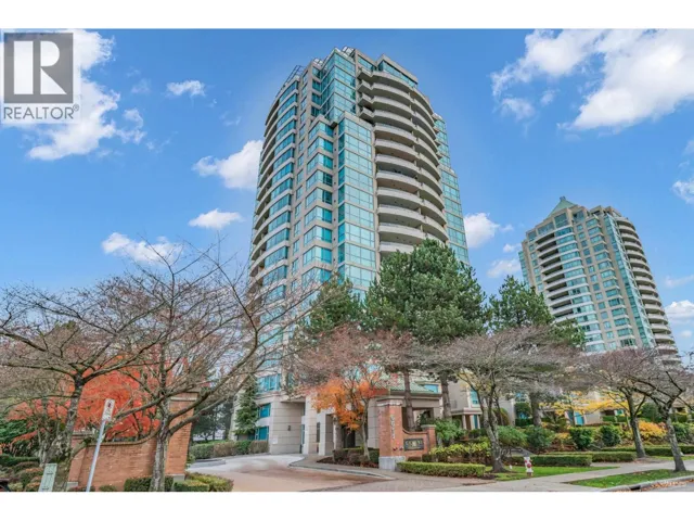 802 6611 OUTHOAKS COURT, Burnaby, British Columbia V5E4L5