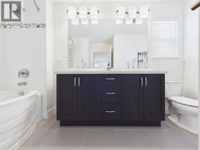 1517 DAYTON STREET, Coquitlam, British Columbia V3E0J6