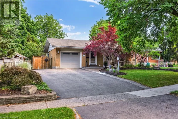 240 WILLOWDALE Avenue, Waterloo, Ontario N2J3M1
