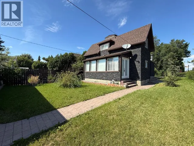 1037 4 Avenue, Wainwright, Alberta T9W1H1