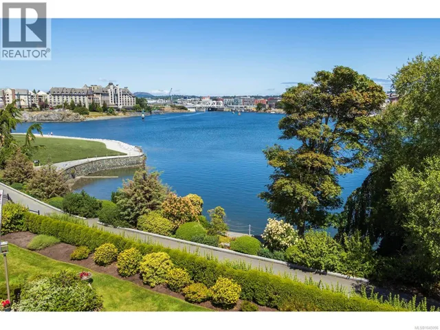 239 Belleville St, Victoria, British Columbia V8V1X1