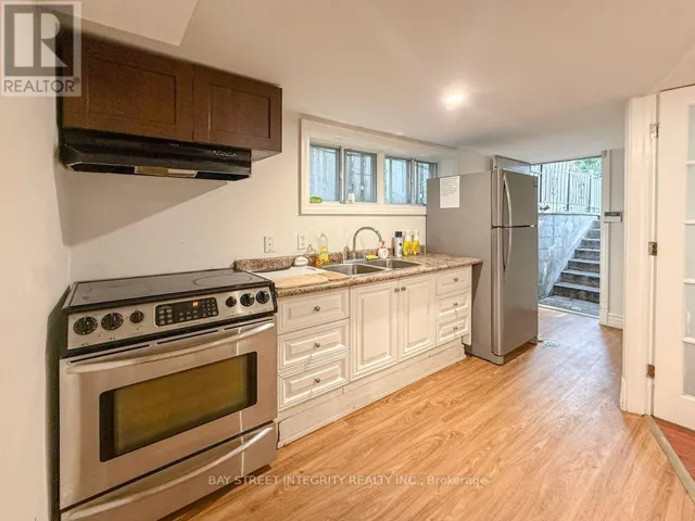 LOWER - 275 ESTELLE AVENUE, Toronto (Willowdale East), Ontario M2N5J4