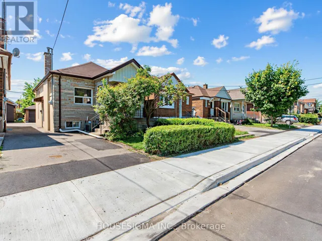 491 HOPEWELL AVENUE, Toronto (Briar Hill-Belgravia), Ontario M6E2S5