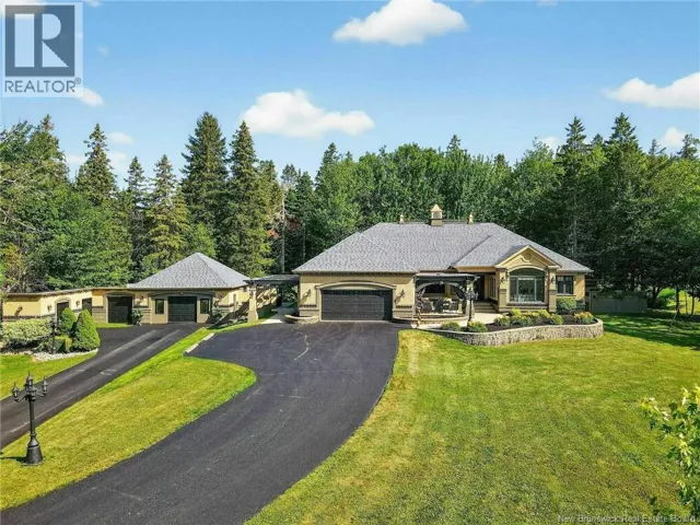 493 Leblanc Road, Dieppe, New Brunswick E1A7N3