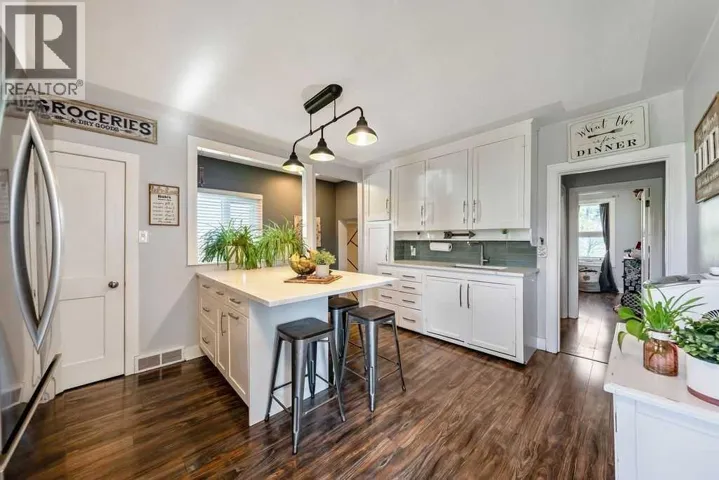 101 S Railway Street, Okotoks, Alberta T1S1K6