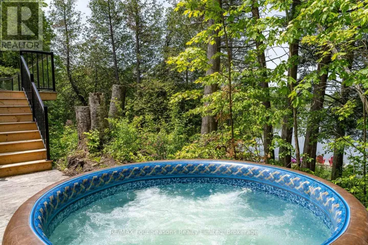 780