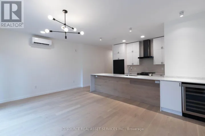 C - 60 JONES AVENUE, Toronto (South Riverdale), Ontario M4M2Z8