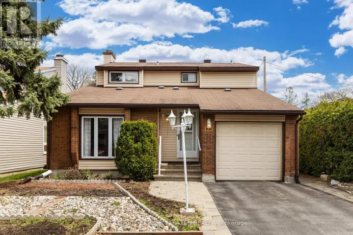 125 LANARK AVENUE, Ottawa, Ontario K1Z8P6