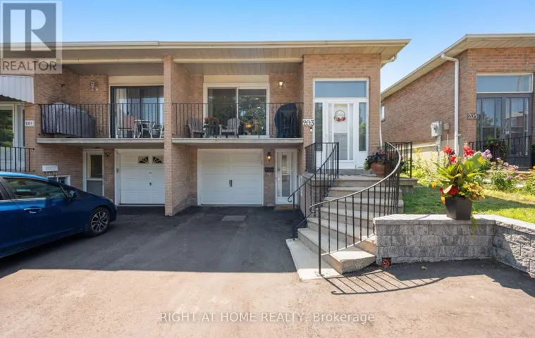203 ROBERT HICKS DRIVE, Toronto (Westminster-Branson), Ontario M2R3R3