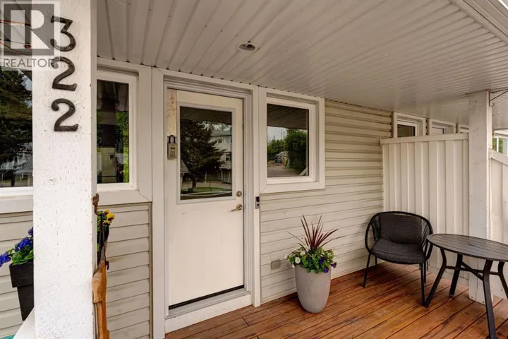 322 Killarney Glen Court SW, Calgary, Alberta T3E7H4