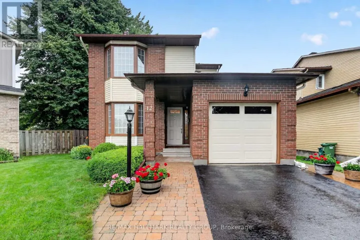 12 READY WAY, Ottawa, Ontario K2J2R6