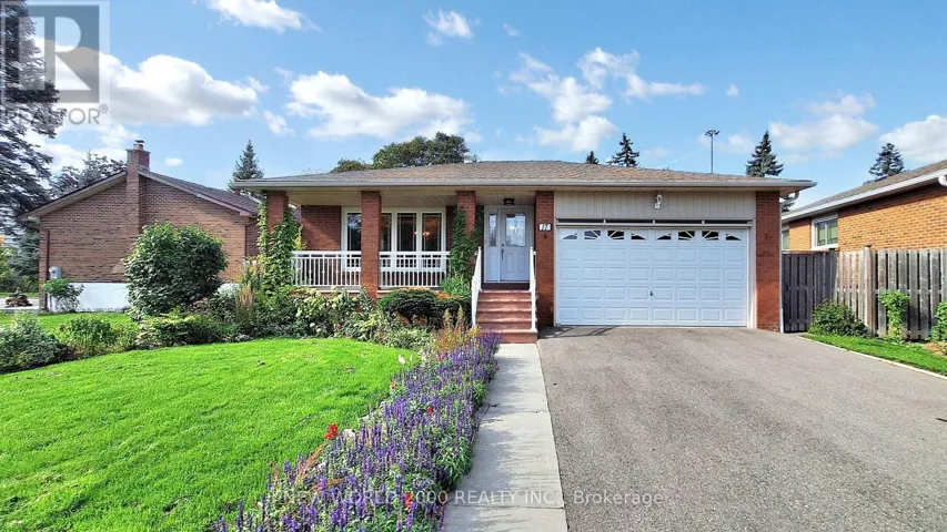 17 SQUIREWOOD ROAD, Toronto (Pleasant View), Ontario M2J4T2