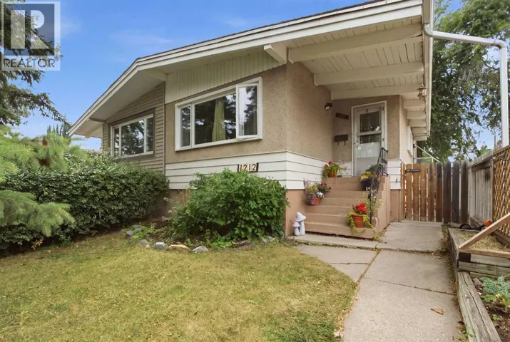 1212 Rosehill Drive NW, Calgary, Alberta T2K1M1