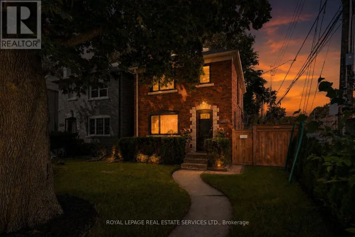272 RUMSEY ROAD, Toronto (Leaside), Ontario M4G1P9